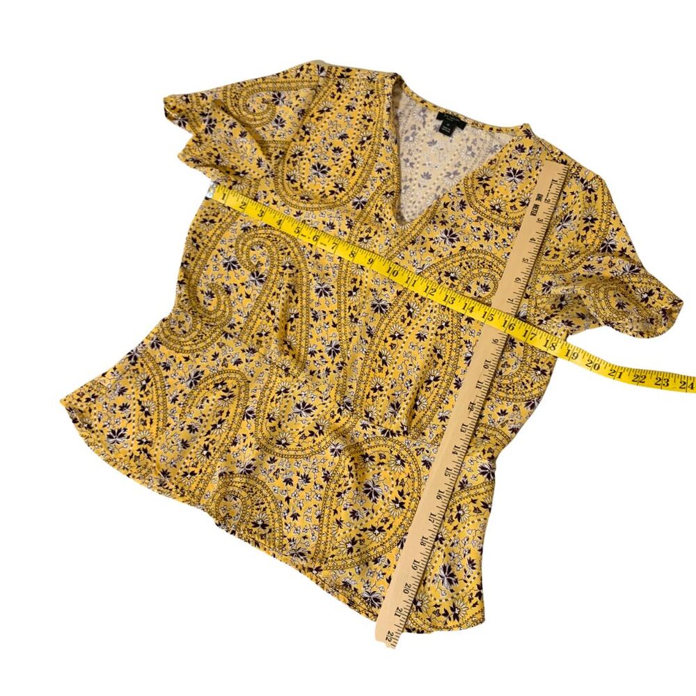 Ann Taylor Yellow Paisley Floral Peplum Top SP V-Neck Short Sleeve - Picture 8 of 8